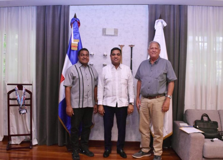 Ministro de Deportes coordina con Fundación García Saleta y Comité Organizador para la sostenibilidad del Centro Olímpico