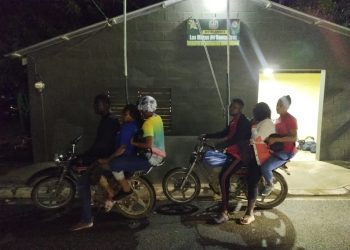 Detienen a 34 haitianos indocumentados y ocupan motocicletas en Montecristi