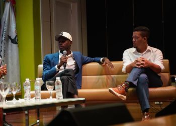 Humor y perseverancia: el mensaje de Víctor Baujour en el Panel Juventud Empoderada