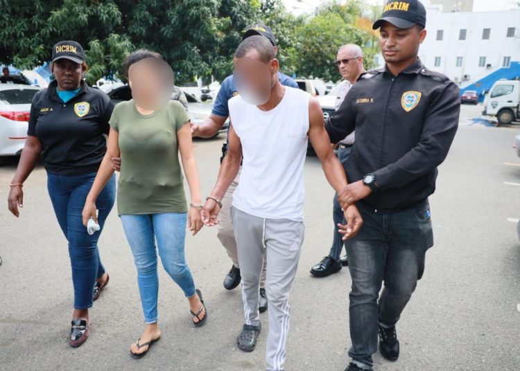 Apresan pareja por muerte de niña de 7 años víctima de maltrato en Los Guandules