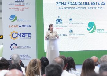 Vicepresidenta encabeza inauguración de dos nuevas naves en Zona Franca de San Pedro de Macorís administrada por Proindustria