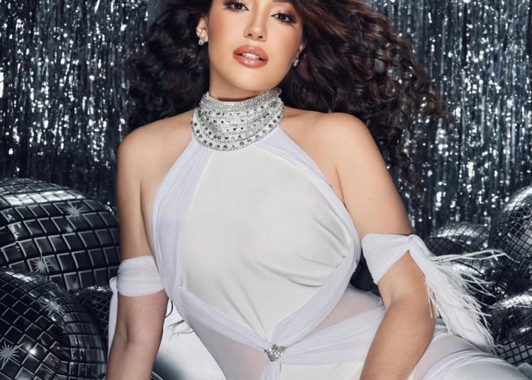 Karen Yapoort le pide un chance a Santiago Matías: “ ¿No se va la luz en YouTube?”