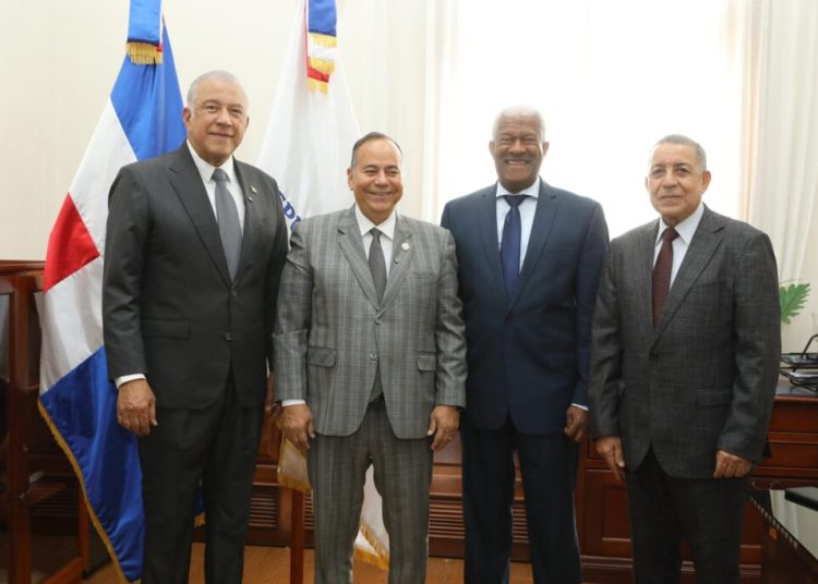 Juramentan a Alberto Caminero como nuevo director de Prensa del Presidente