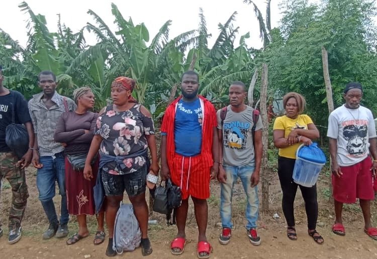 Ejército detiene a 37 nacionales haitianos indocumentados en operativos realizados en Dajabón y Valverde