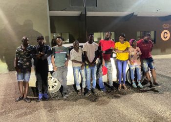 Ejército intercepta tres vehículos con 34 indocumentados en Mao-Valverde