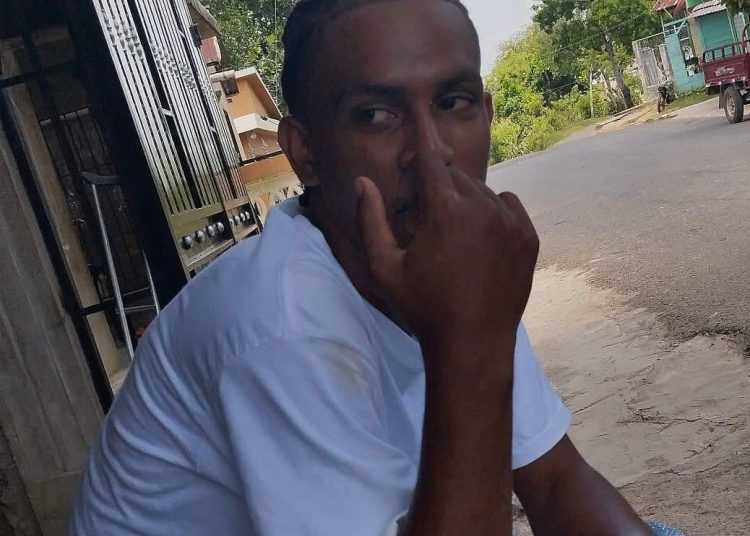 Matan a joven de una estocada en comunidad de Peralvillo, Monte Plata y familiares exigen justicia