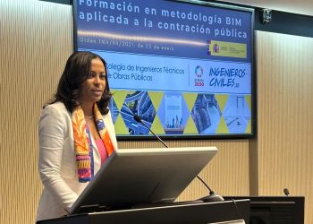 Maribel Santos, primera mujer vicedecana del Colegio de Ingenieros Civiles en España