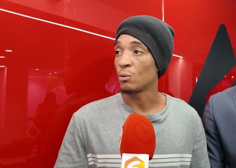 Presunto cómplice en asesinato de “Papá Retro”, alias “Chino”, se entrega voluntariamente