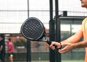 Pádel, el deporte que transforma la salud física y mental, según el doctor Michael Dakkak de Cleveland Clinic