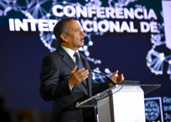 Luis Henry Molina: “Abrir la justicia es fortalecer la democracia”