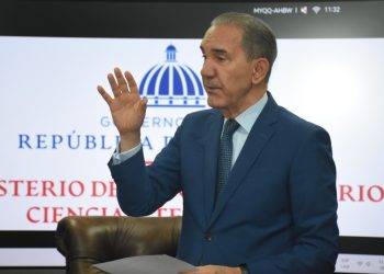 García Fermín reafirma compromiso del MESCyT con la ética y transparencia