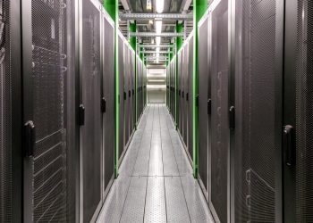 Estrategias para el desarrollo responsable de centros de datos: enfriamiento y eficiencia energética hacia el futuro