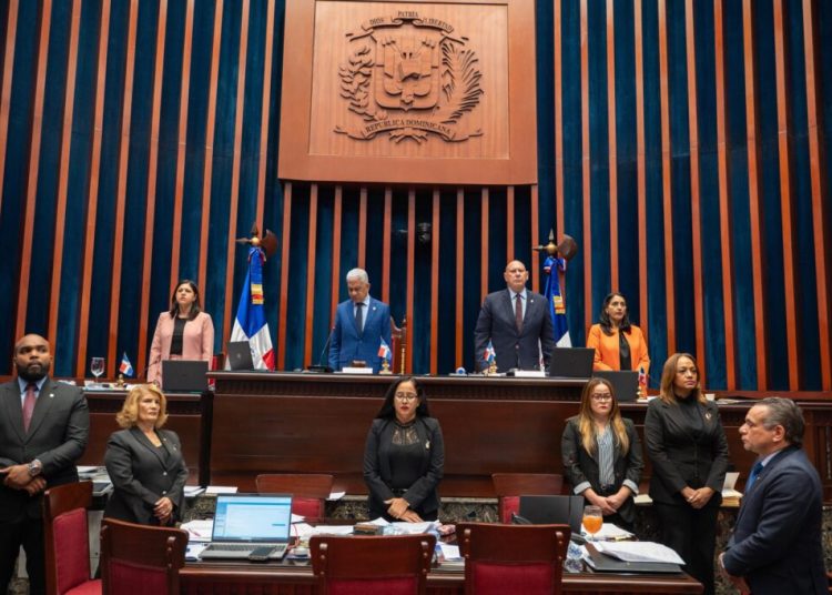 Senado aprueba ley para impulsar energías renovables y avanza en otras iniciativas legislativas