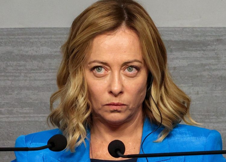 Primera ministra de Italia, Giorgia Meloni, «indignada» por una página web sexista, pide sanciones para los responsables