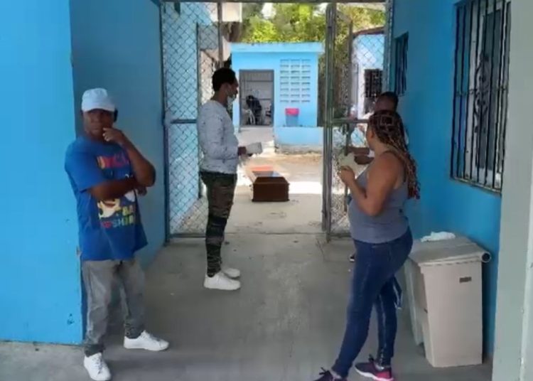 Muere mujer que fue herida anoche por su pareja en Vista Al Valle, SFM