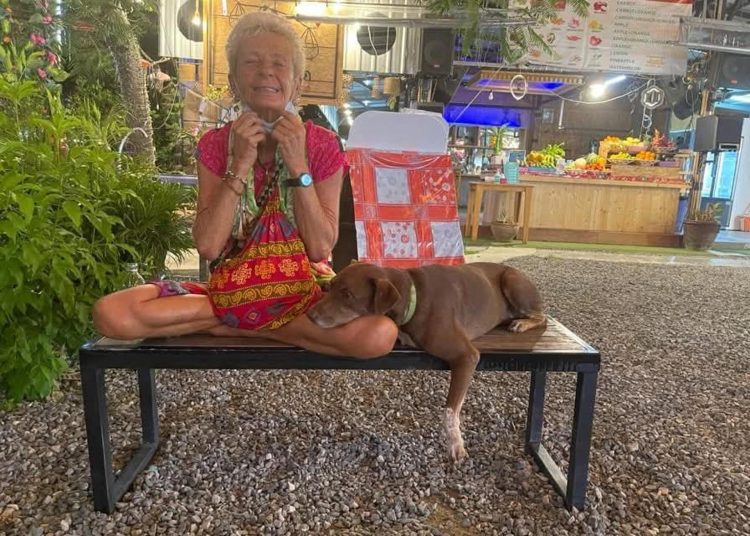 Policía de Indonesia amplía la búsqueda de la española desaparecida en Lombok