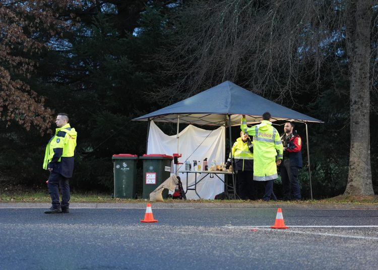 Policía australiana busca al autor de un tiroteo con dos agentes muertos dado a la fuga