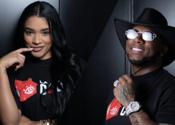 Crazy Design sorprende con flores y zapatos a Crusita