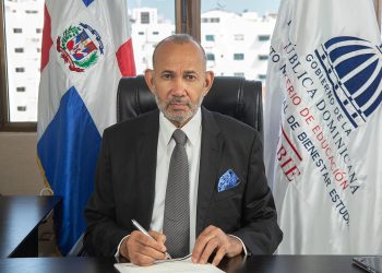 Víctor Castro: «En INABIE alerté a Pro‑Competencia sobre indicios de colusión en licitaciones del almuerzo escolar»