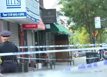 Tres muertos y 11 heridos en un tiroteo en un club nocturno de Nueva York