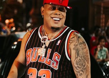 Bulín 47 respalda el interés amoroso de Crazy Design por Crusita