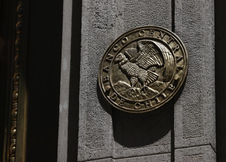 Economía chilena crece 3,1 % en el segundo trimestre con rol clave de minería y comercio