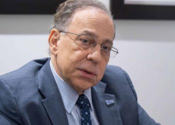 «Marranzini es la mayor desgracia del pueblo dominicano»; Legisladores dispuestos a interpelarlo por apagones