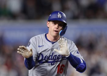 Smith se viste de héroe con jonrón de oro y evita la barrida de los Dodgers ante D-backs