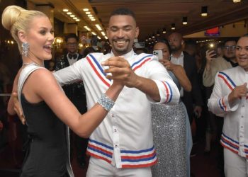 Miss Universo 2024 Victoria Kjaer llega al Miss RD Universo 2025