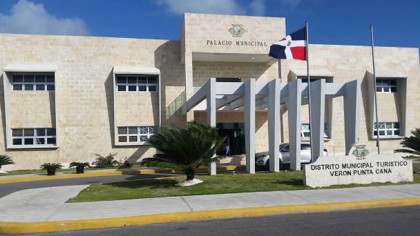 Ayuntamiento de Verón–Punta Cana dice camión involucrado en accidente no pertenece a la flota municipal