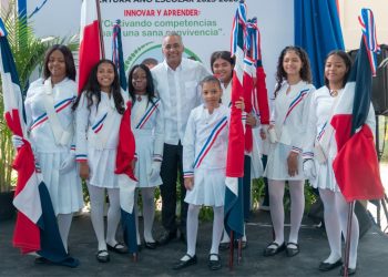 Más de 25 mil estudiantes inician el año escolar 2025-2026 en Hato Mayor