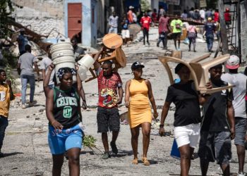 Haití pide a desplazados no volver a sus barrios para no servir de escudo a las bandas