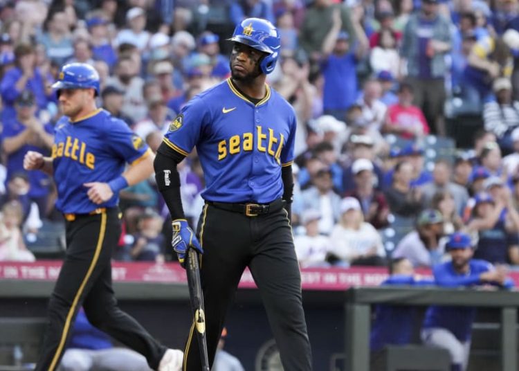 Apelación de Víctor Robles prospera y su sanción baja a siete encuentro