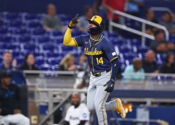 Resumen MLB: Cerveceros extienden su racha a 14 triunfos consecutivos con jonrón decisivo de Monasterio