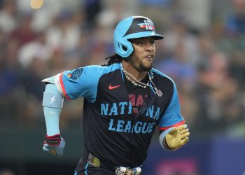 Ketel Marte responde a críticas por sus ausencias y pide disculpas al equipo