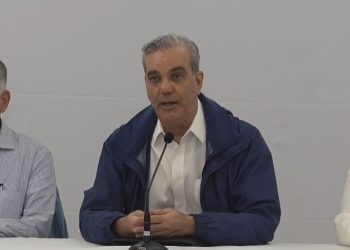 Abinader concluye mesa de trabajo en Santo Domingo Norte