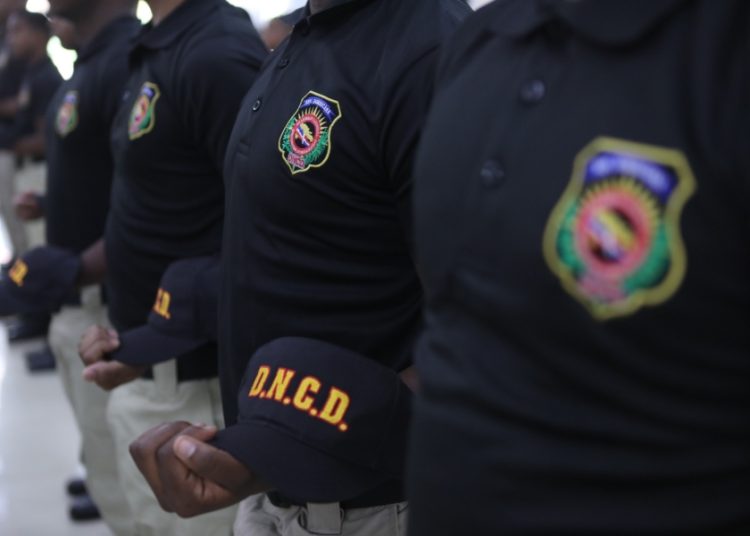 Decomisan y arrestan cuatro personas en operativos contra el narcotráfico en Santiago