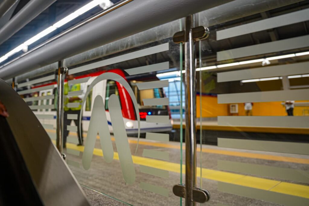 Abinader califica como un éxito prueba del Metro en Los Alcarrizos; reitera apertura en febrero de 2026 - Noticias de hoy en República Dominicana | De Último Minuto