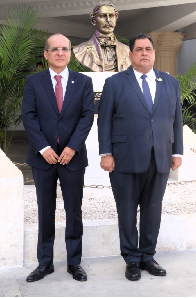 Presidente de la Comisión de Asuntos Americanos de la UINL visita el Colegio Dominicano de Notarios | 6 | Presidente de la Comisión de Asuntos Americanos de la UINL visita el Colegio Dominicano de Notarios - Noticias de hoy en República Dominicana | De Último Minuto
