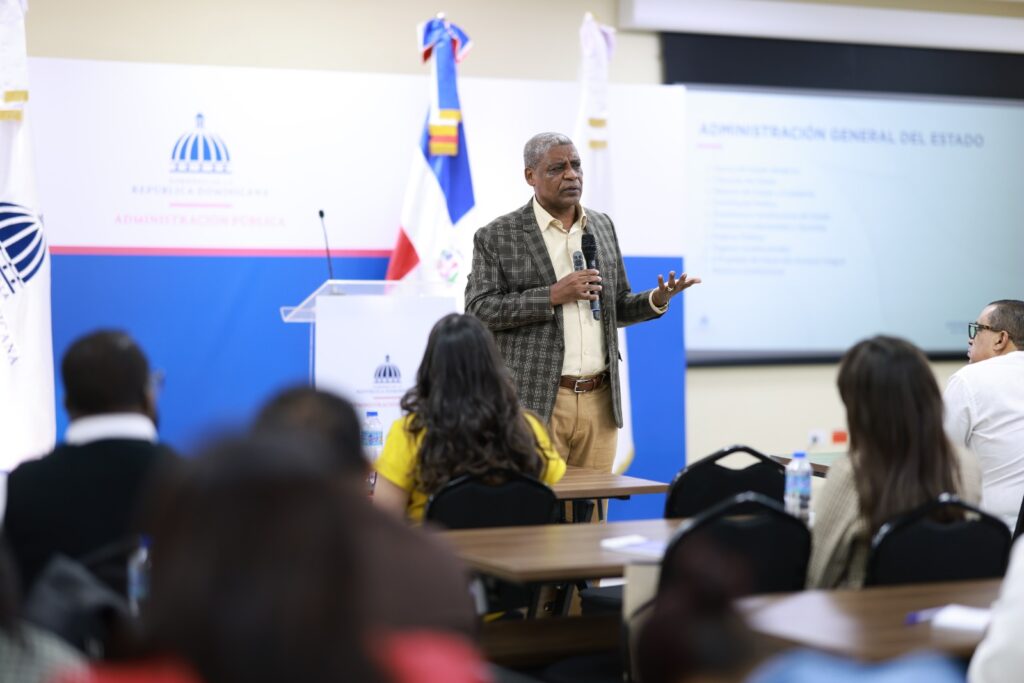 MAP inicia primera edición del Curso Especializado en Administración Pública para periodistas y comunicadores - Noticias de hoy en República Dominicana | De Último Minuto