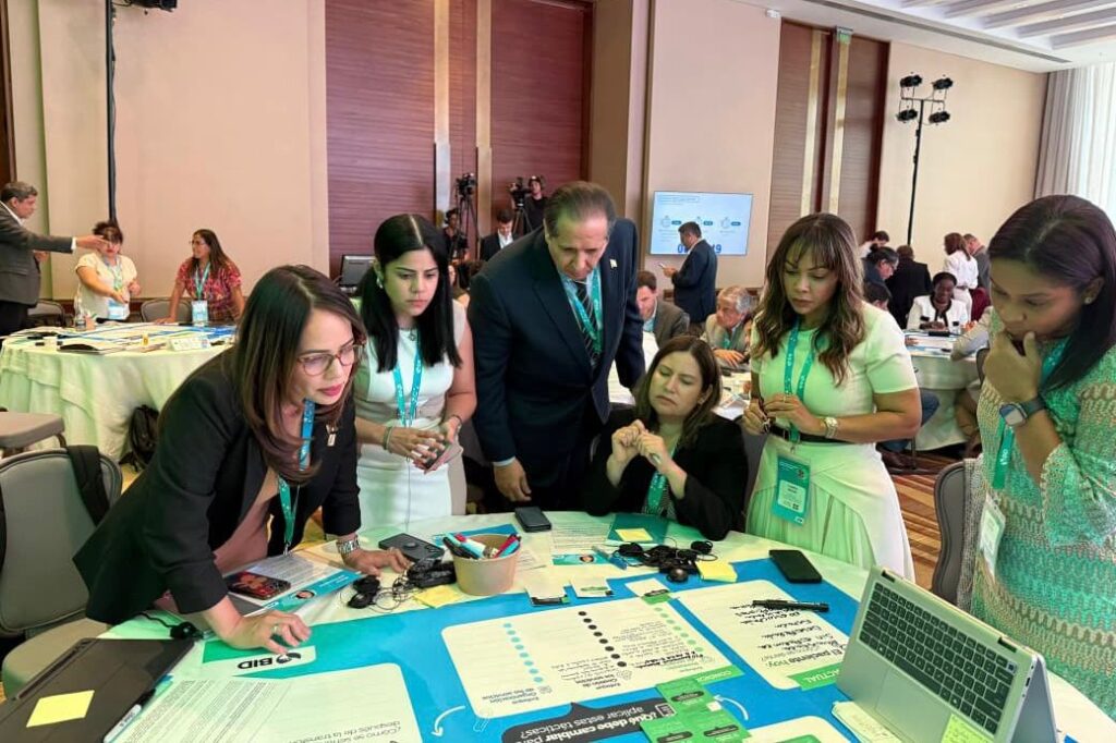 Víctor Atallah asegura que participación ciudadana es fundamental para seguir mejorando el sistema de salud - Noticias de hoy en República Dominicana | De Último Minuto