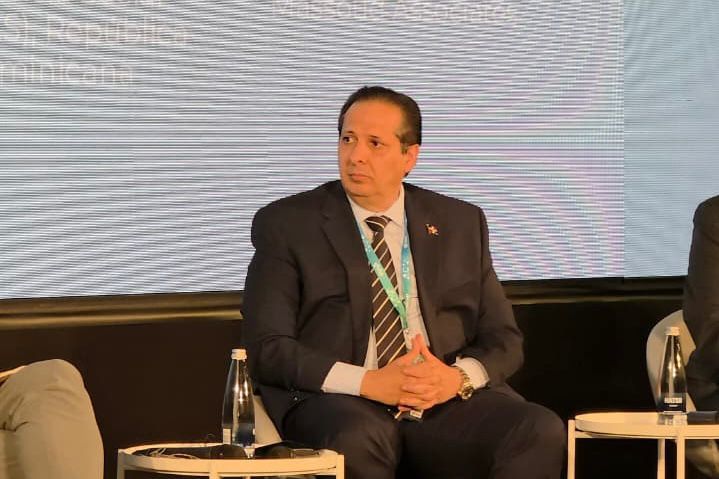 Víctor Atallah asegura que participación ciudadana es fundamental para seguir mejorando el sistema de salud - Noticias de hoy en República Dominicana | De Último Minuto