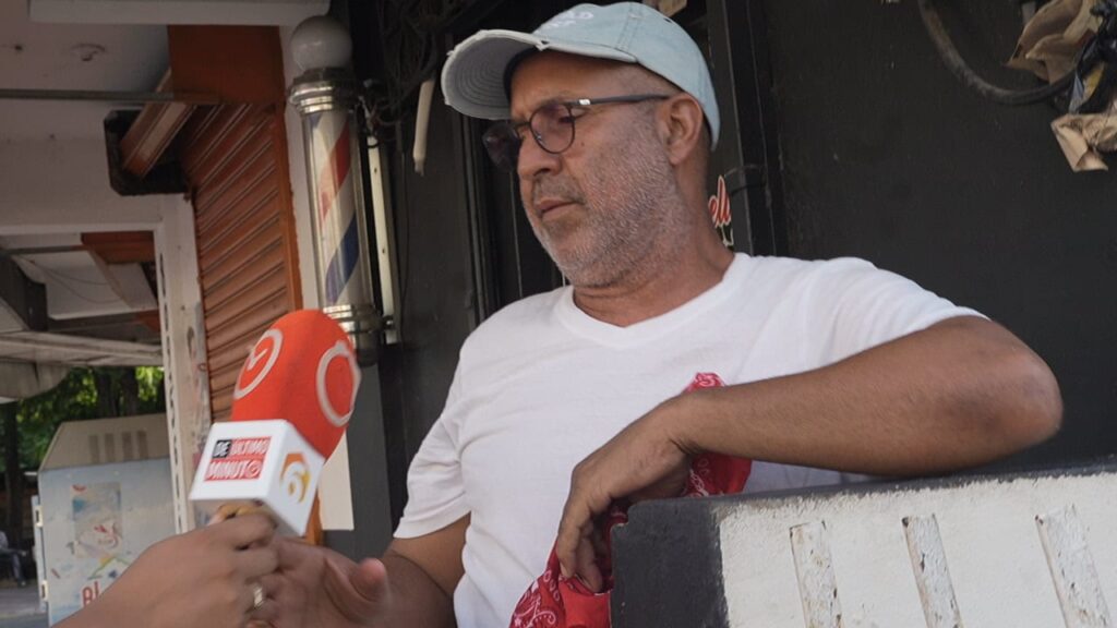 Apagones de hasta ocho horas desesperan a residentes de Santo Domingo Oeste - Noticias de hoy en República Dominicana | De Último Minuto