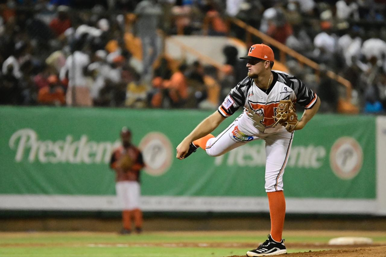 Tyler Eppler regresa a abrir partidos con los Toros del Este - Noticias de hoy en República Dominicana | De Último Minuto