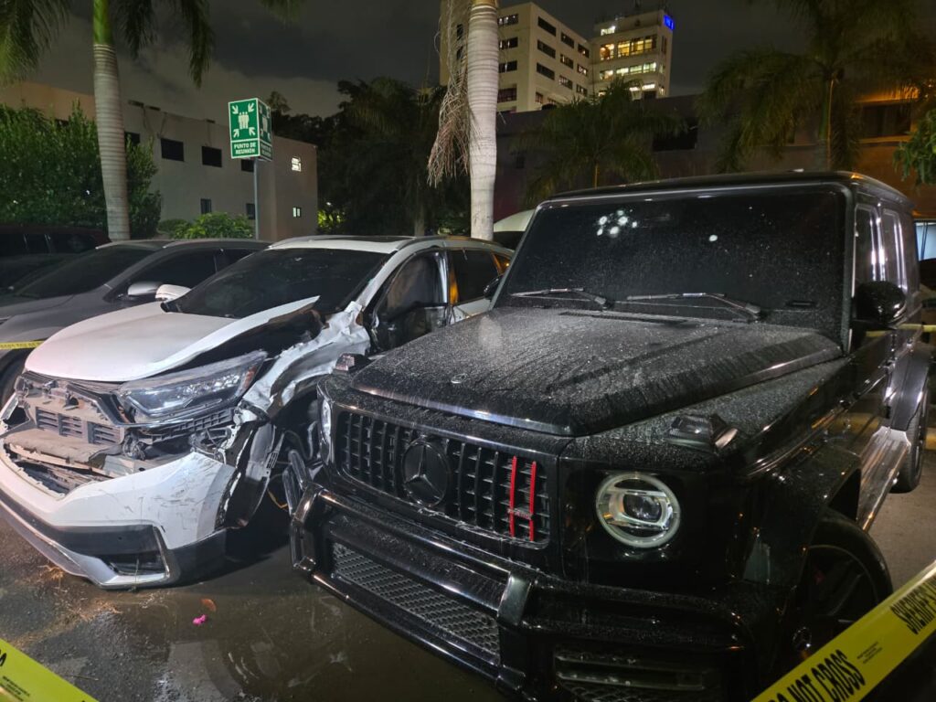 Autoridades ocupan fusil tras balacera en Bella Vista; desmienten relación con El Alfa | 3 | Autoridades ocupan fusil tras balacera en Bella Vista; desmienten relación con El Alfa - Noticias de hoy en República Dominicana | De Último Minuto