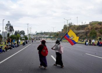 Doce militares heridos y 17 retenidos en protesta en que murió un manifestante en Ecuador