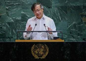 Petro dice que convocará voluntarios colombianos para combatir en Gaza