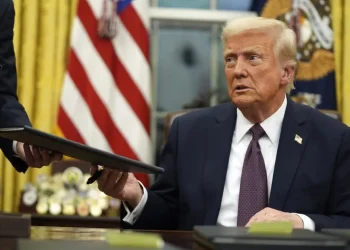 Trump firma orden ejecutiva para pedir la pena de muerte en Washington DC