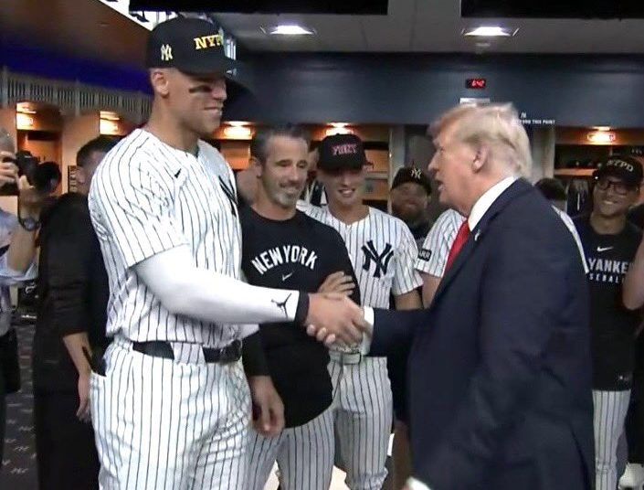 Yankees rinden homenaje a víctimas del 11 de septiembre con ceremonia en el Yankee Stadium y presencia de Trump
