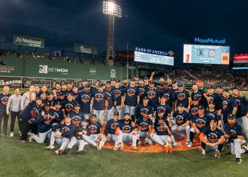 Tigres aseguran boleto a la postemporada y mantienen la lucha por la división